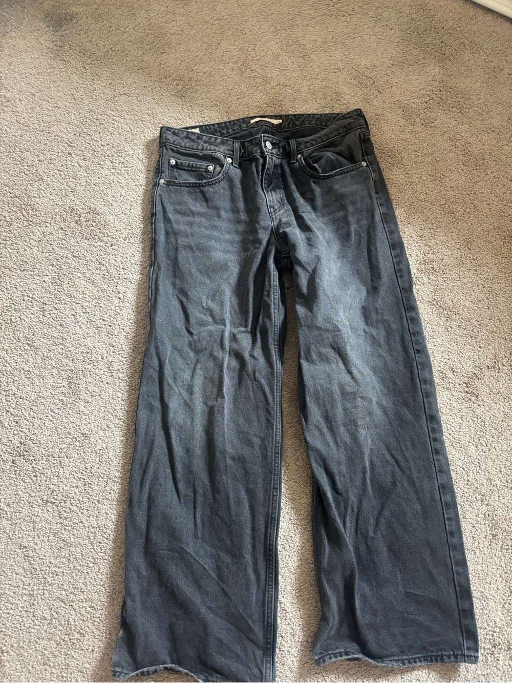 Levi Low Loose Jeans